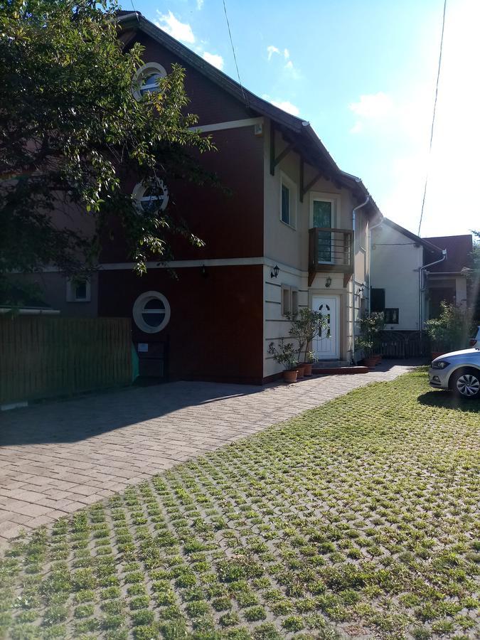 Sorompo Vendeghaz Ξενοδοχείο Balatonkenese Εξωτερικό φωτογραφία